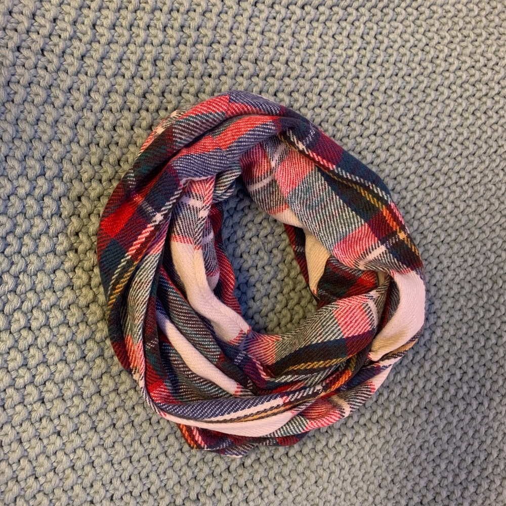 Plaid infinite scarf